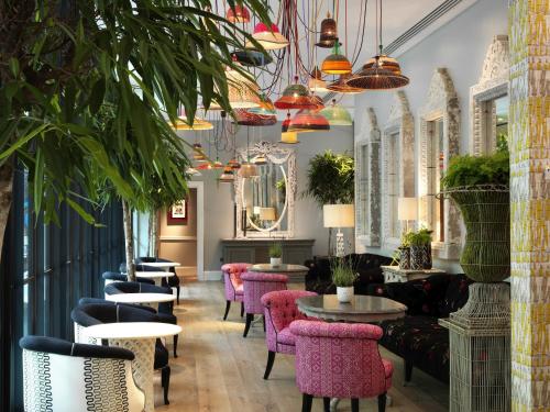 luxury hotels in London