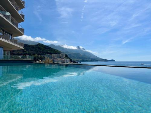 luxury hotels in Petrovac Na Moru