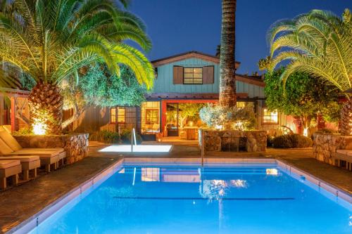 luxury hotels in Palm Springs Metropolitan