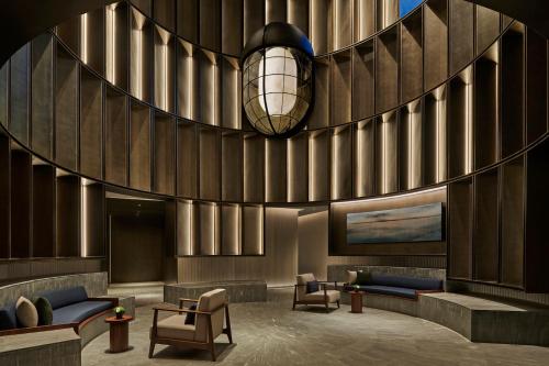 luxury hotels in Shanghai Province