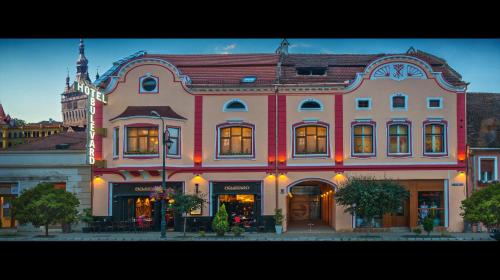 luxury hotels in Târgu-Mureş