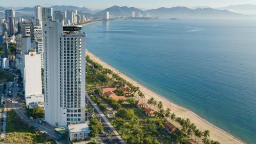 luxury hotels in Cam Ranh