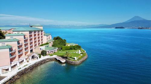 luxury hotels in Shizuoka