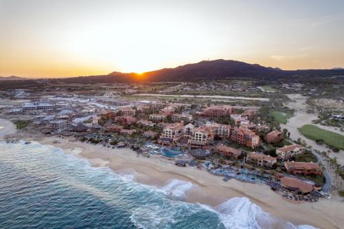 luxury hotels in Los Cabos