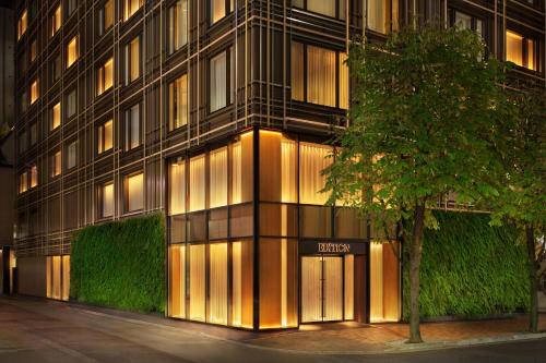 luxury hotels in Urayasu