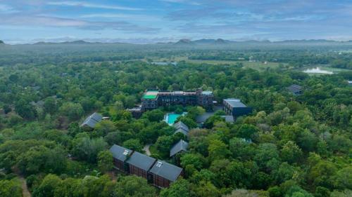 luxury hotels in Sigiriya