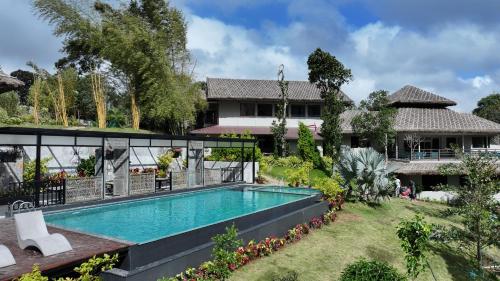 luxury hotels in Munnar