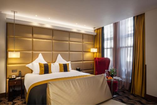 luxury hotels in Fitzrovia