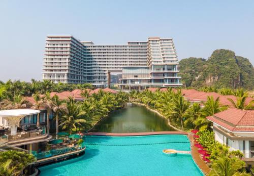 luxury hotels in Da Nang