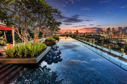 luxury hotels in Toa Payoh New Town