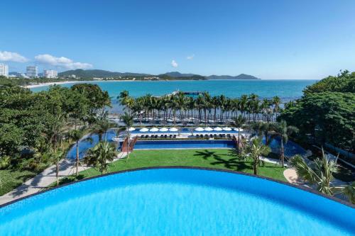 luxury hotels in Sanya