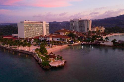 luxury hotels in Montego Bay Coast