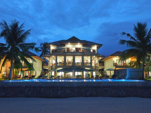 luxury hotels in Surat Thani