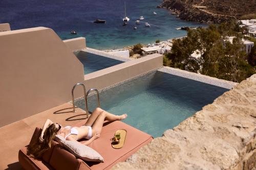 luxury hotels in Cyclades