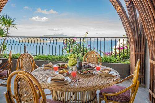 luxury hotels in Cam Ranh