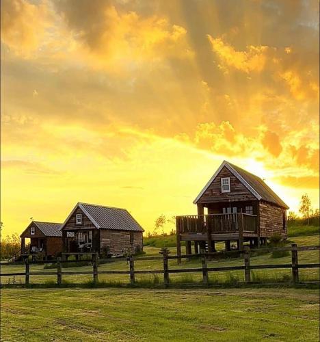 Lake View lodges The Lavenham