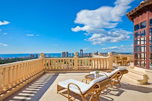 luxury hotels in Benidorm