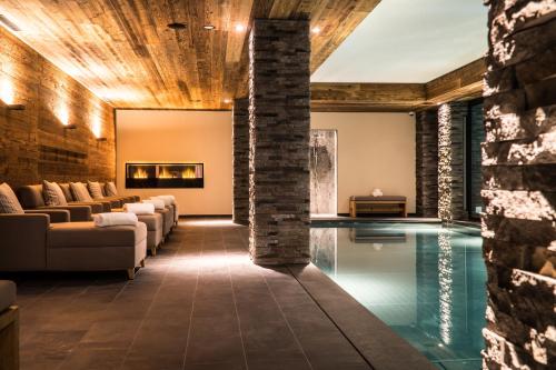 luxury hotels in Saas-Fee