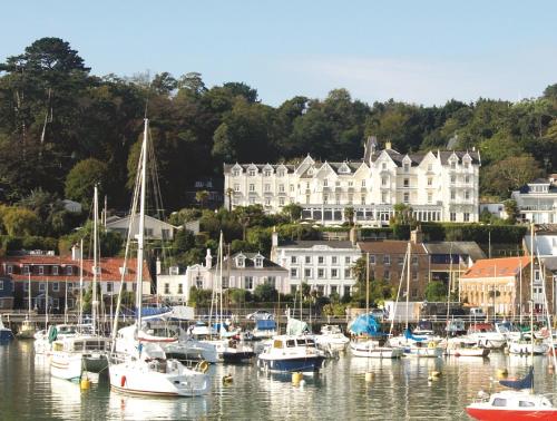 luxury hotels in Saint Aubin