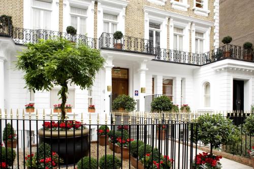 luxury hotels in Kensington