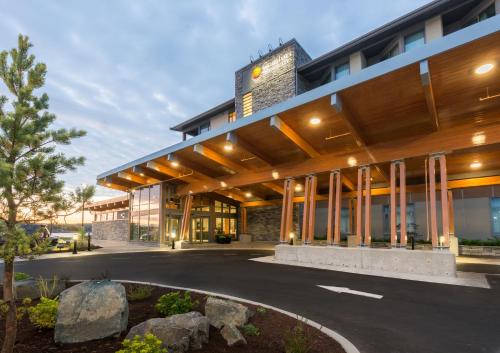 luxury hotels in Vancouver Island