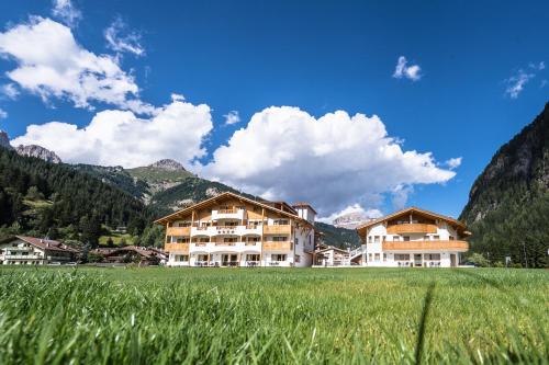 luxury hotels in Campitello Di Fassa