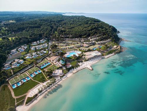 luxury hotels in Sani Beach