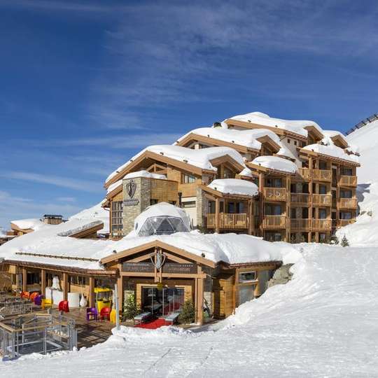 luxury hotels in 3 Valleys