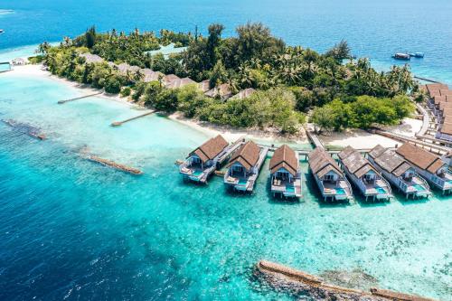 luxury hotels in Dhangethi