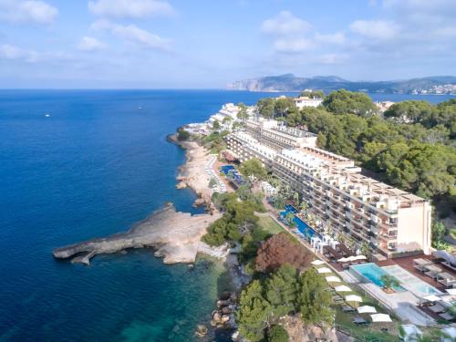 luxury hotels in Calvia