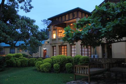 luxury hotels in Kampala