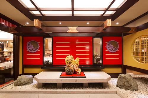 luxury hotels in Ishikawa