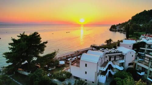 luxury hotels in Sani Beach