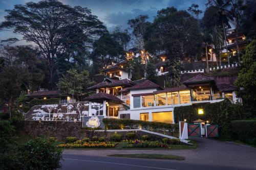 luxury hotels in Munnar