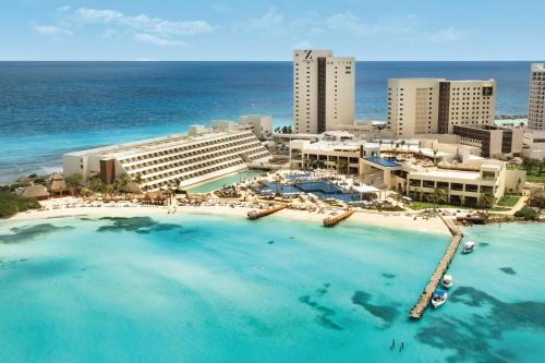 luxury hotels in Cancún