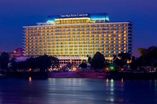 luxury hotels in Cairo