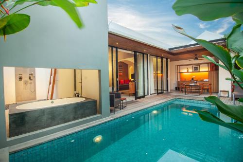 luxury hotels in Legian