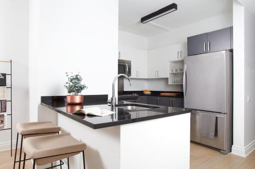 Mint House 70 Pine by Kasa