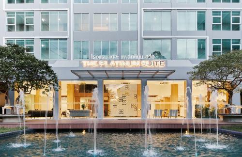 The Platinum Suites Bangkok by Dancenter