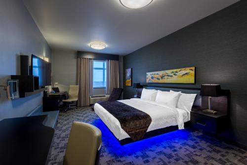 luxury hotels in Alberta