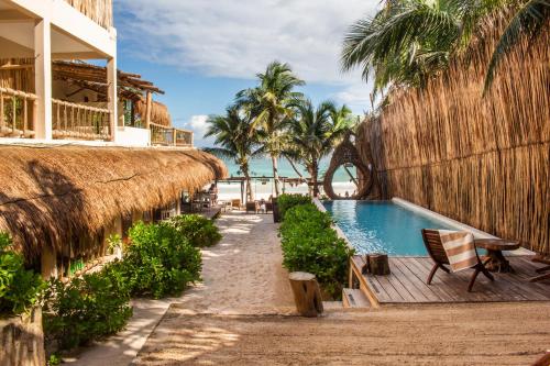 luxury hotels in Riviera Maya