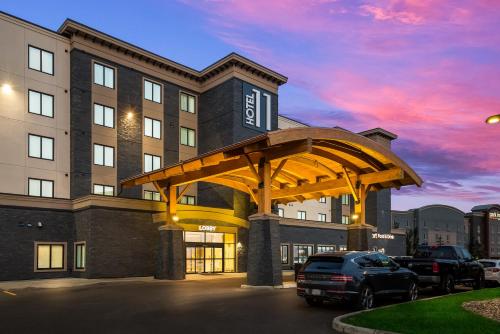 luxury hotels in Alberta