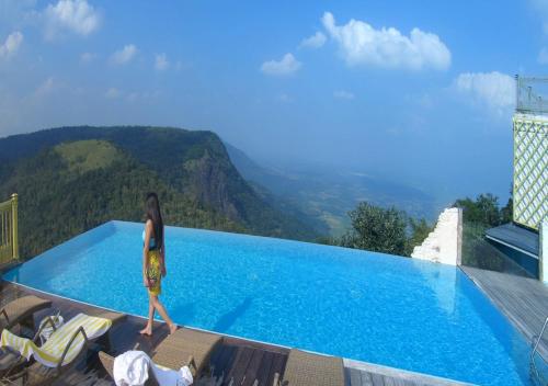 luxury hotels in Munnar