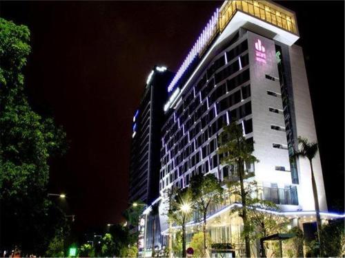 luxury hotels in Zhongshan