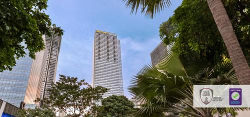 luxury hotels in Manila