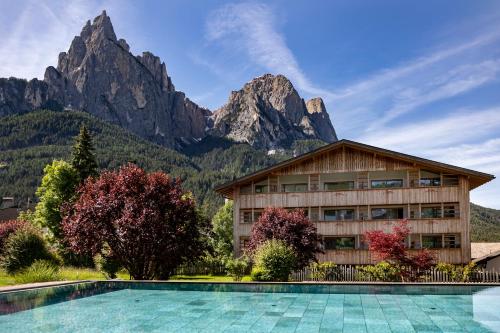 luxury hotels in Siusi