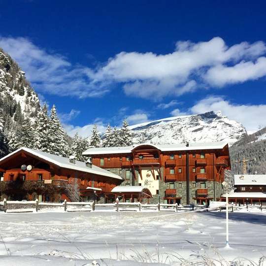 luxury hotels in Champoluc