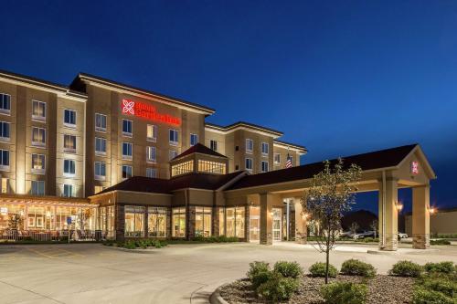 luxury hotels in Iowa