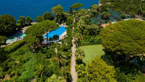 luxury hotels in Sorrento