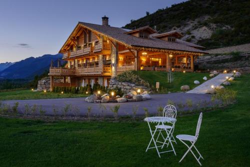 luxury hotels in Pyrénées